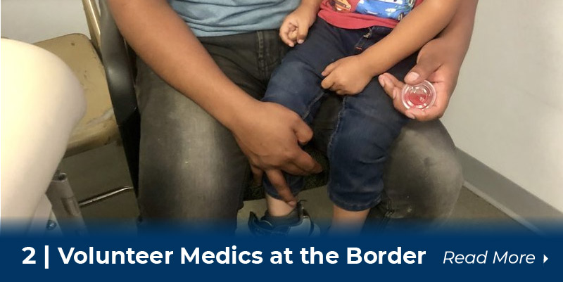2 volunteer medics at border